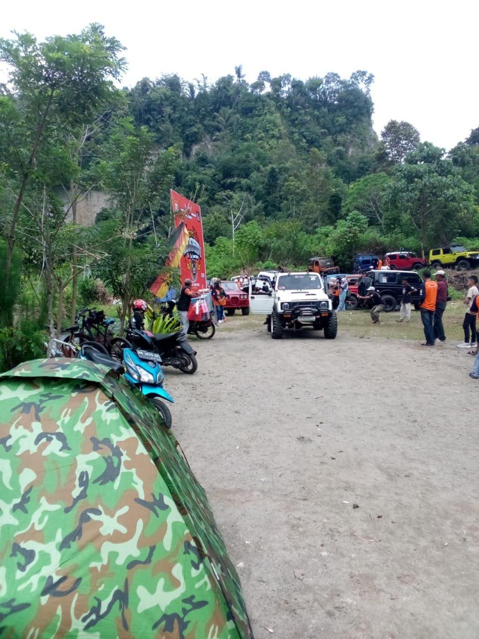 Tapian Ratu Camp Real Bukittinggi Exterior foto