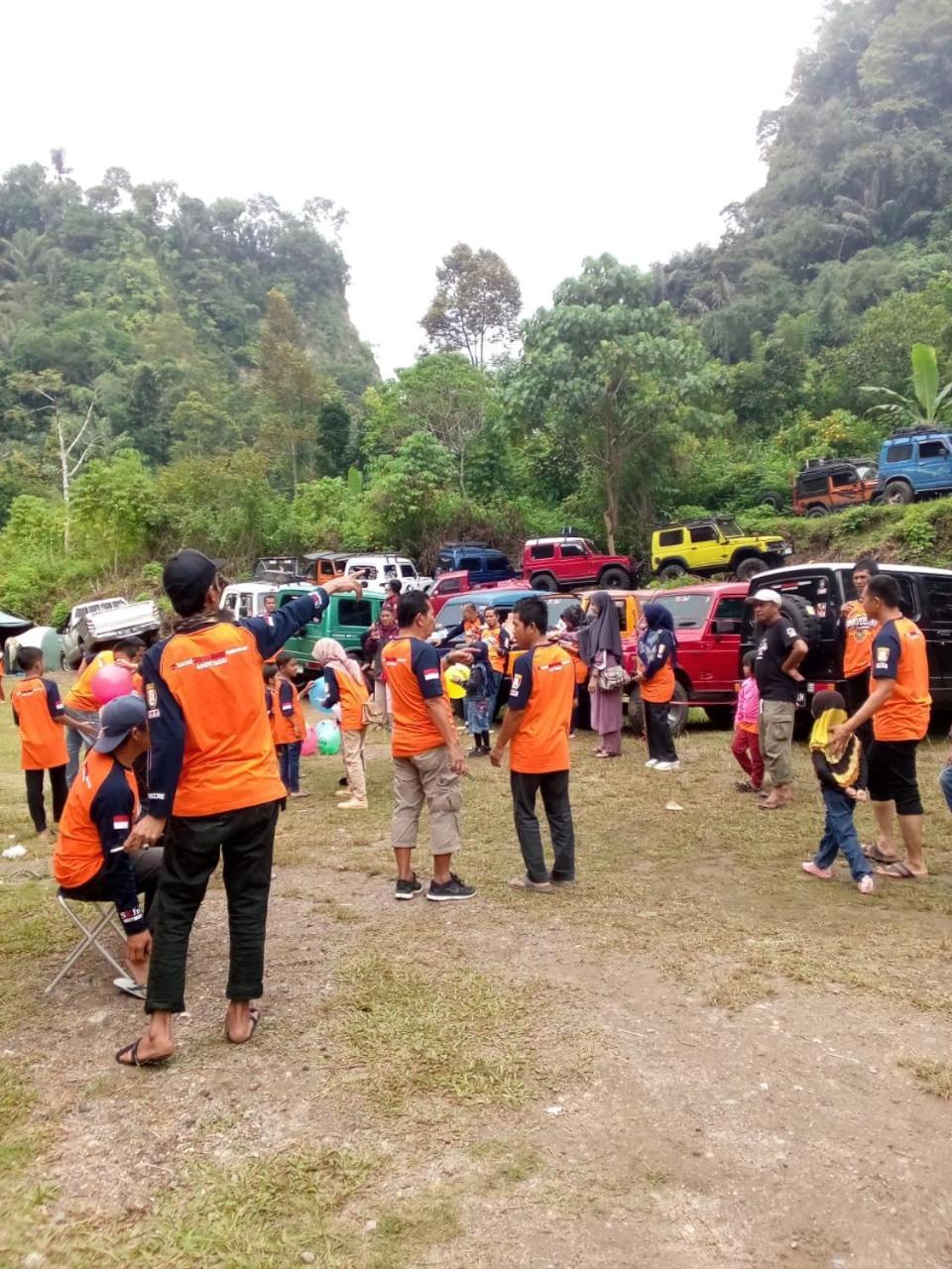 Tapian Ratu Camp Real Bukittinggi Exterior foto
