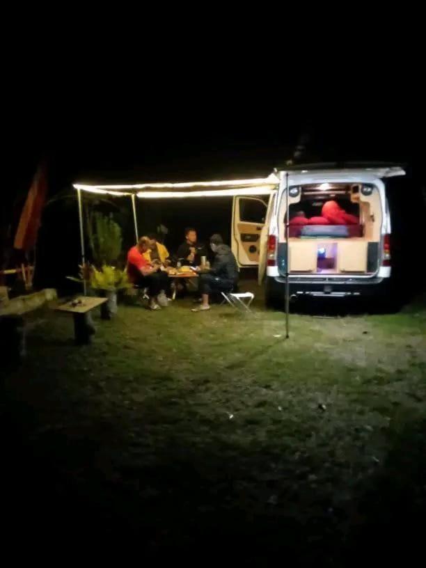 Tapian Ratu Camp Real Bukittinggi Exterior foto